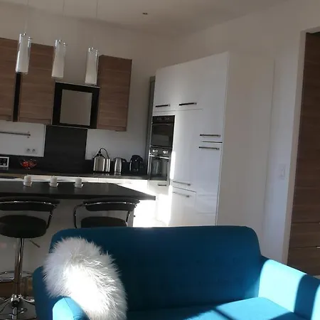 Happy Days, By Welcome To カンヌ